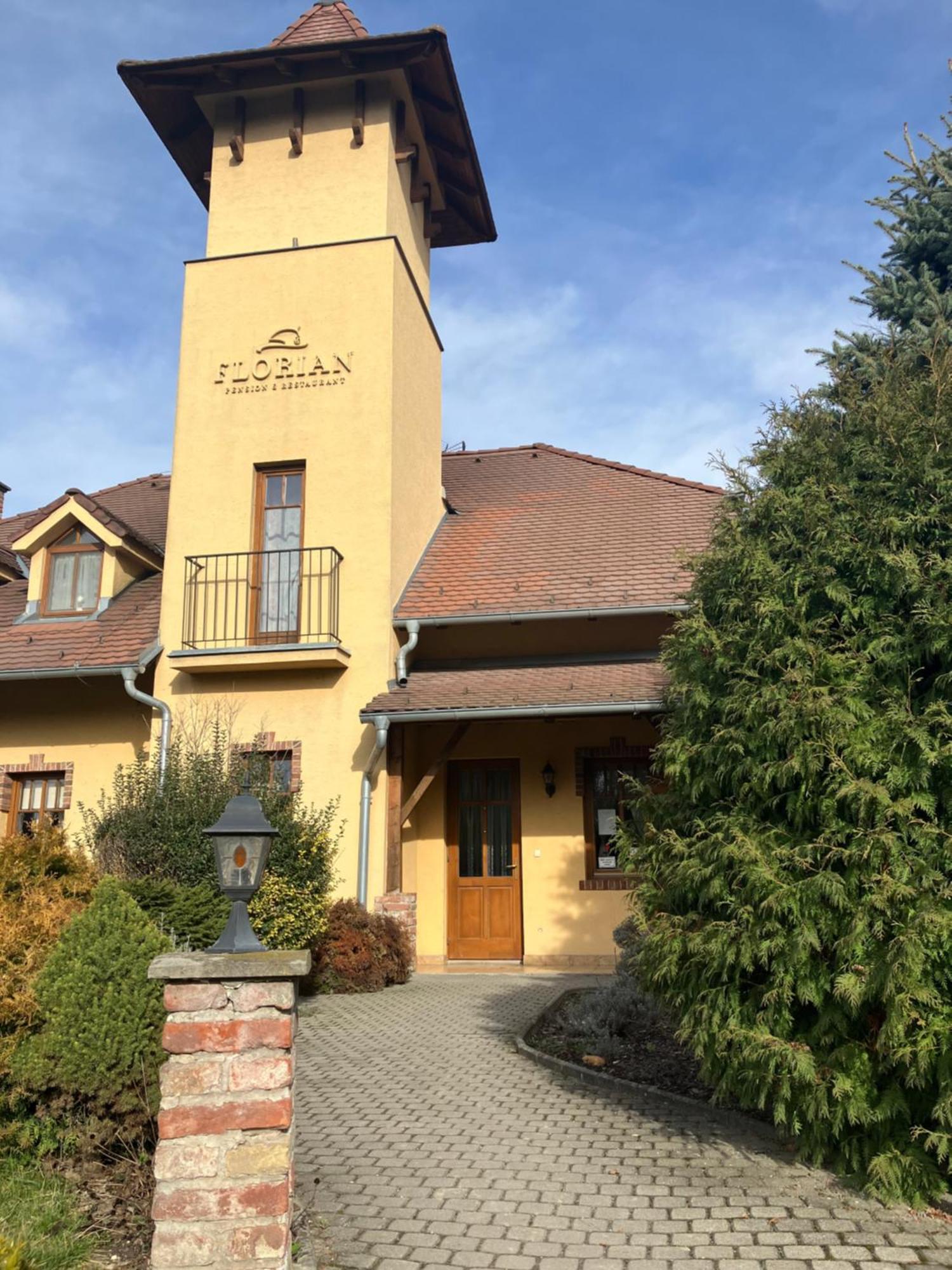 St. Florian Restaurant & Pension Vrakun ภายนอก รูปภาพ